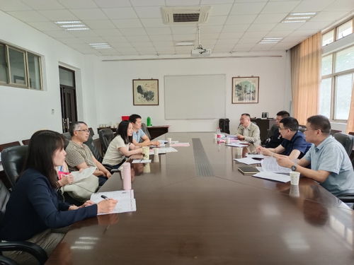 科技賦能 智造融合 共話現(xiàn)代紡織產(chǎn)業(yè)創(chuàng)新發(fā)展戰(zhàn)略與專業(yè)建設(shè)新篇章